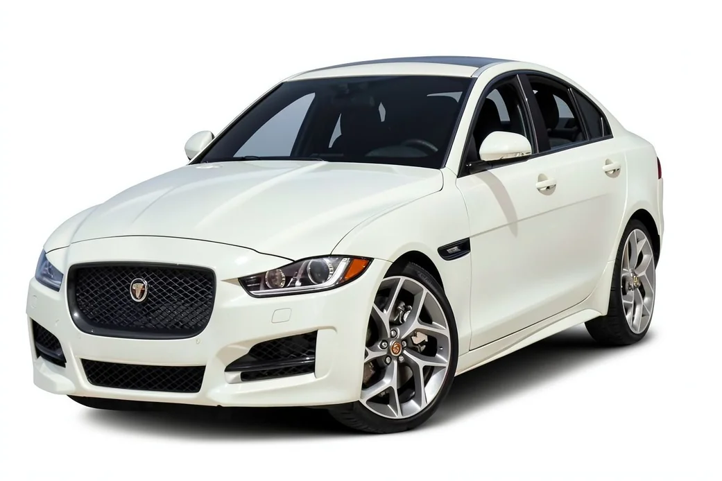 Jaguar XE 2.0 L Diesel I4 204 ch RWD Auto R-Dyn HSE